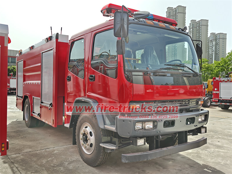 ISUZU FVR fire tender truck