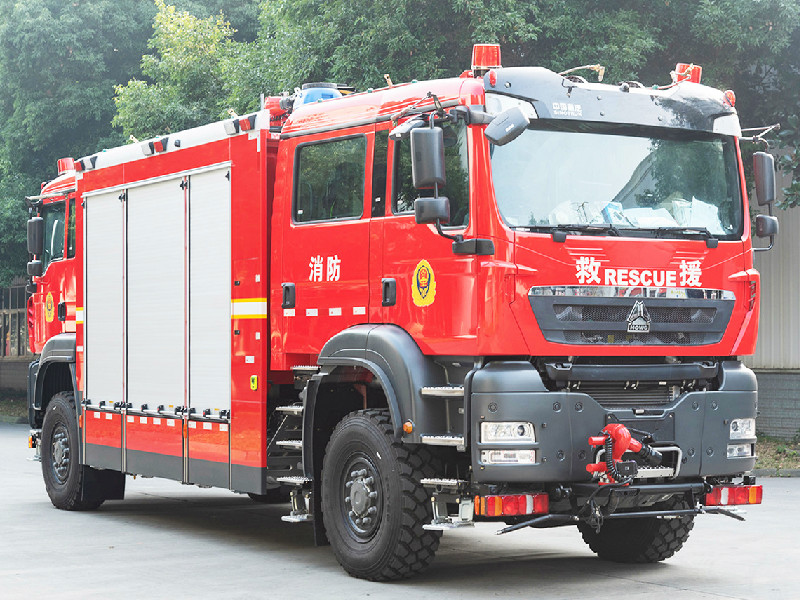 HOWO 4x4 offroad tunnel fire truck
