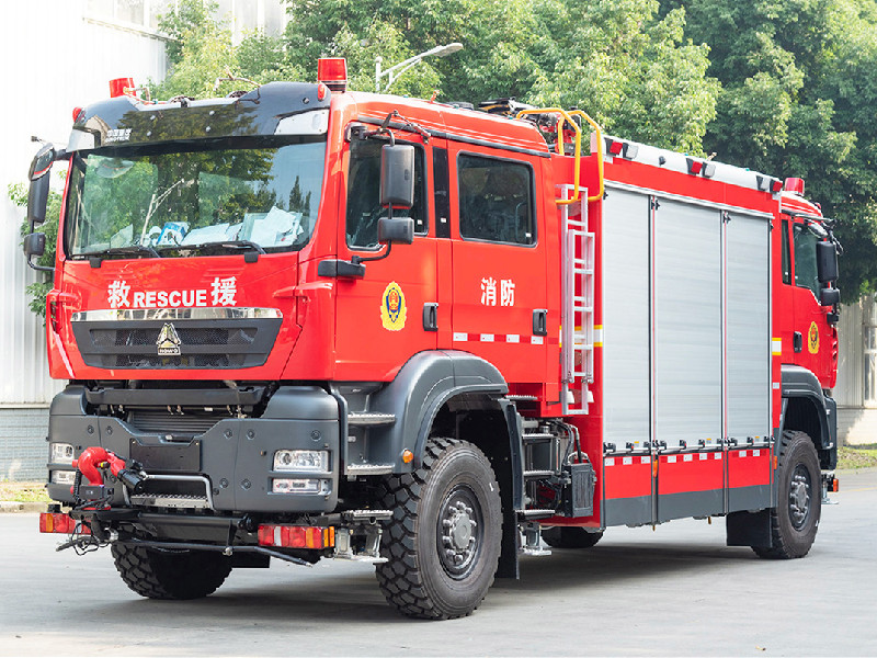 HOWO 4x4 offroad tunnel fire truck