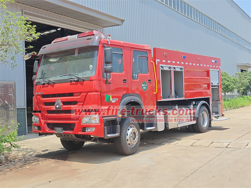 SINOTRUK HOWO pumper fire truck