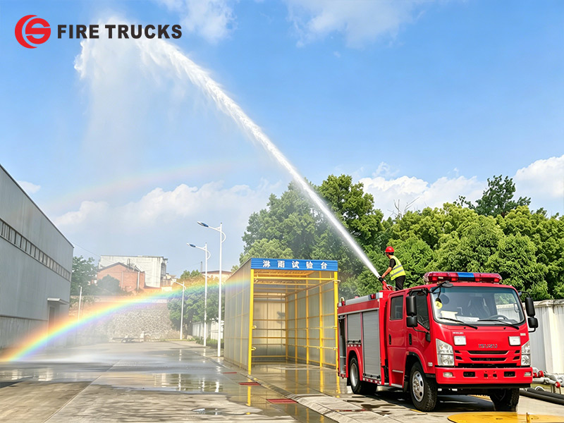 ISUZU NPR 4x2 Foam Fire Truck With Allison Transmissio Test