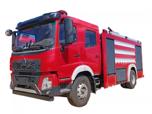 SINOTRUK foam tanker fire truck